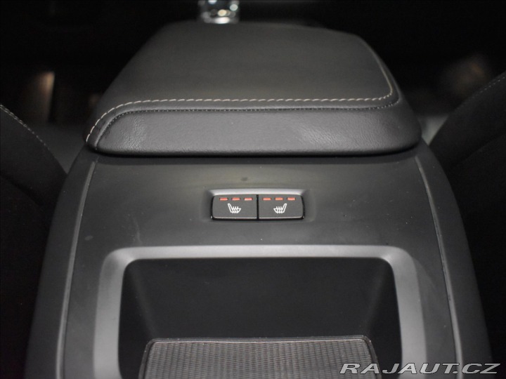 Volvo XC60 2,0 T6 AWD PLUS Black Edi 2024