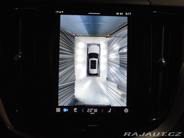 Volvo XC60 2,0 T6 AWD PLUS Black Edi 2024