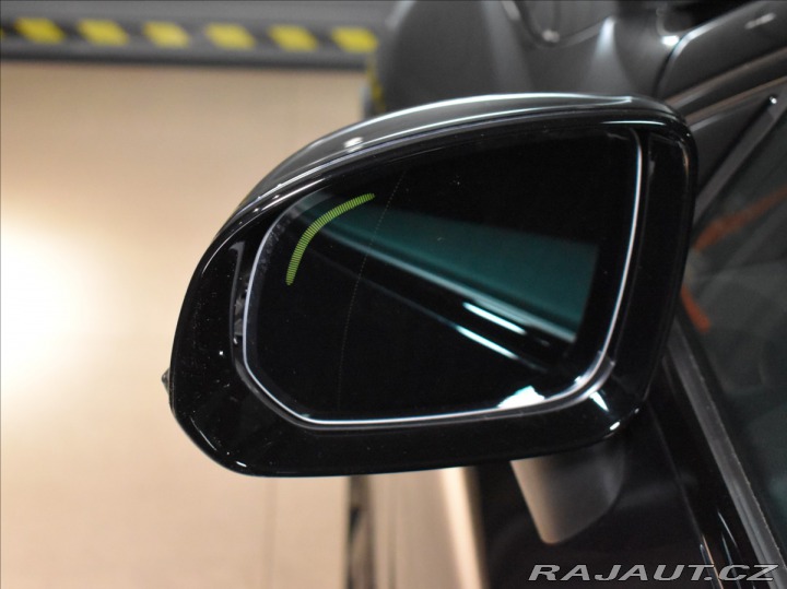 Volvo XC60 2,0 T6 AWD PLUS Black Edi 2024