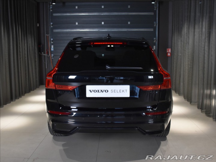 Volvo XC60 2,0 T6 AWD PLUS Black Edi 2024