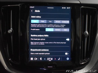 Volvo XC60 2,0 T6 AWD PLUS Black Edi 2024