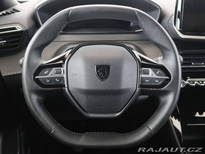 Peugeot 2008 1.2PureTech,74kW,Manuál,A 2024