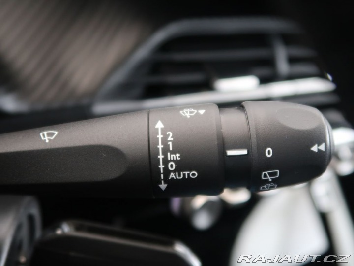 Peugeot 2008 1.2PureTech,74kW,Manuál,A 2024