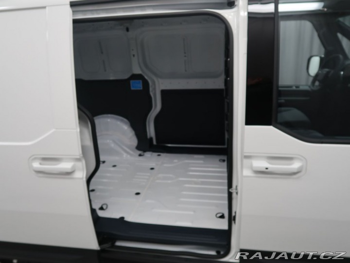 Kia Ostatní modely PV5 Cargo PLUS - K odběru IHN 2026