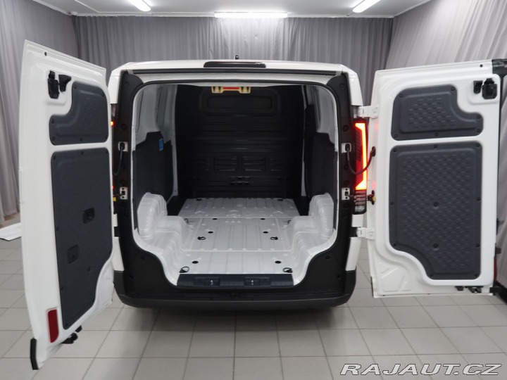 Kia Ostatní modely PV5 Cargo PLUS - K odběru IHN 2026