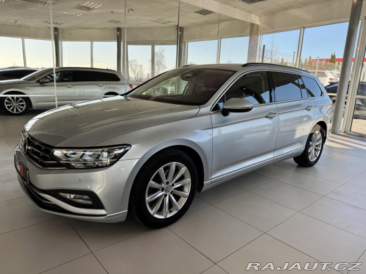 Volkswagen Passat 1,5TSI DSG*110kW*Navi*FAC 2020