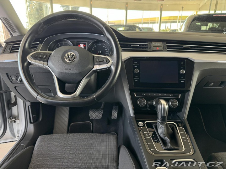 Volkswagen Passat 1,5TSI DSG*110kW*Navi*FAC 2020