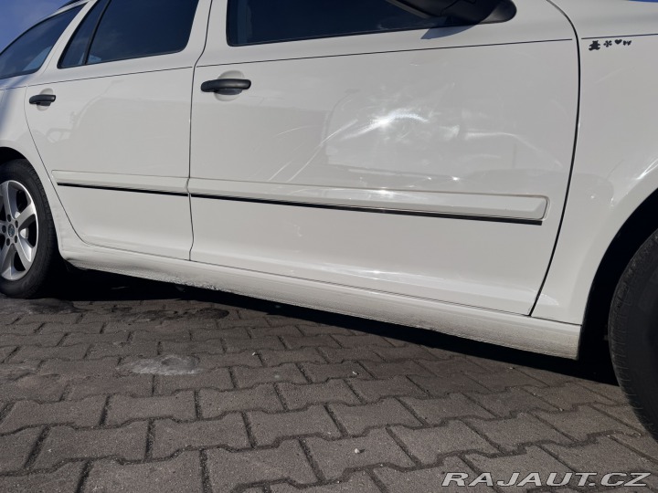 Škoda Octavia 1,6 TDI 77 KW ITÁLIE STK 2011