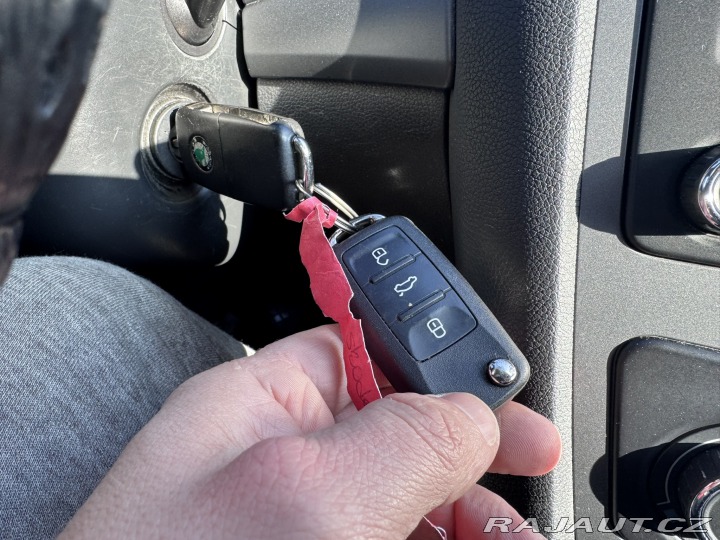 Škoda Octavia 1,6 TDI 77 KW ITÁLIE STK 2011