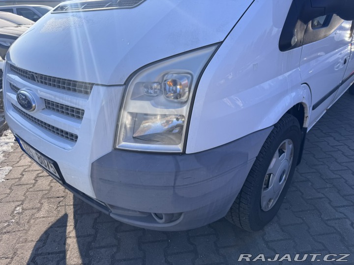 Ford Transit 350L 2,2 TDCI 92 KW L2H3 2013