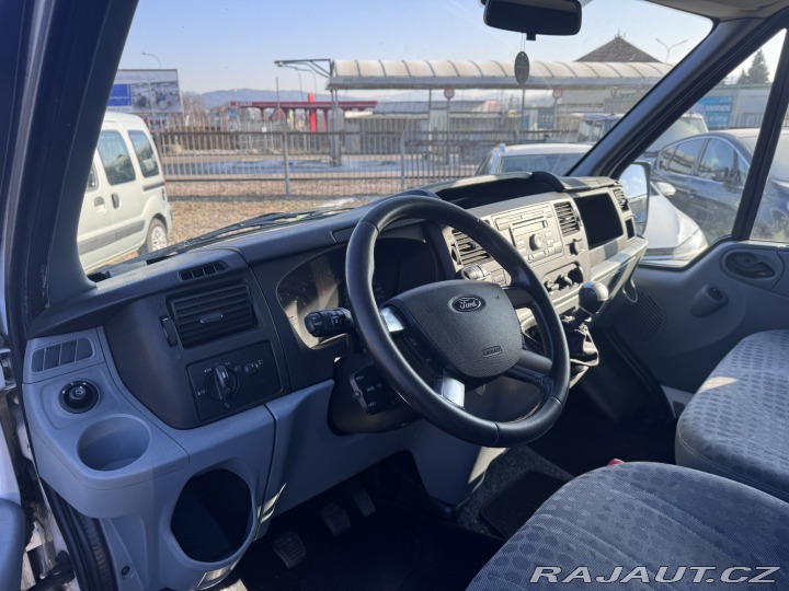 Ford Transit 350L 2,2 TDCI 92 KW L2H3 2013