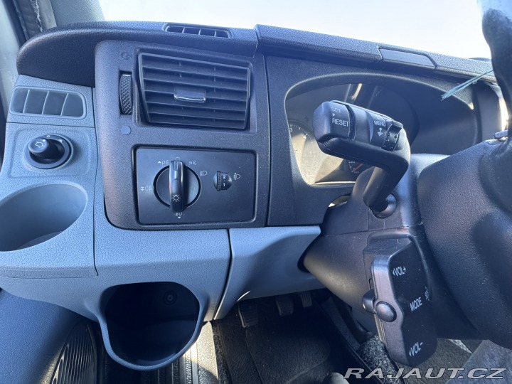 Ford Transit 350L 2,2 TDCI 92 KW L2H3 2013