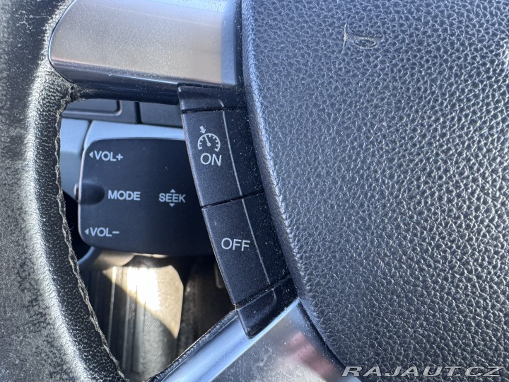 Ford Transit 350L 2,2 TDCI 92 KW L2H3 2013