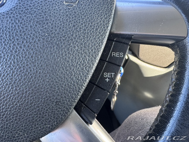 Ford Transit 350L 2,2 TDCI 92 KW L2H3 2013