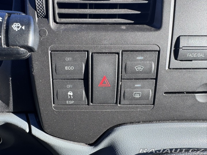 Ford Transit 350L 2,2 TDCI 92 KW L2H3 2013