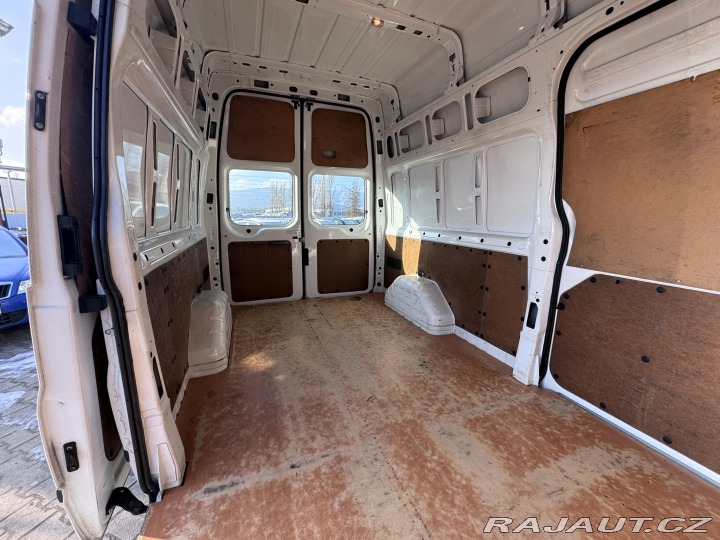 Ford Transit 350L 2,2 TDCI 92 KW L2H3 2013