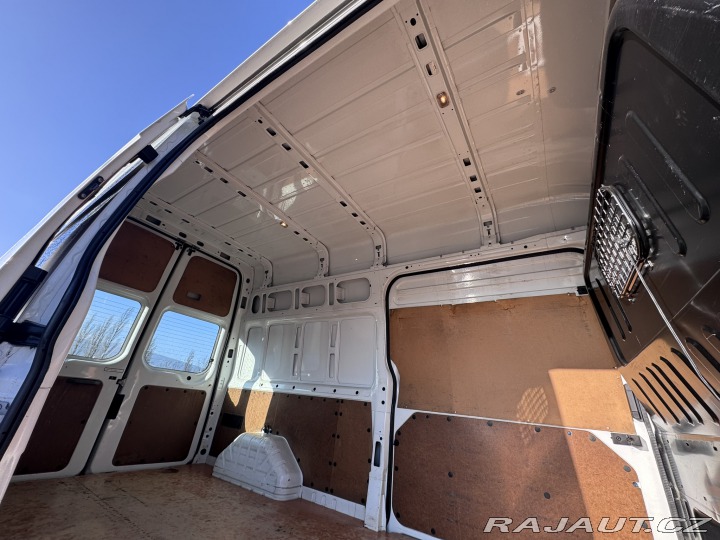 Ford Transit 350L 2,2 TDCI 92 KW L2H3 2013