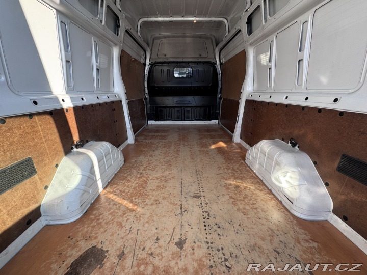 Ford Transit 350L 2,2 TDCI 92 KW L2H3 2013