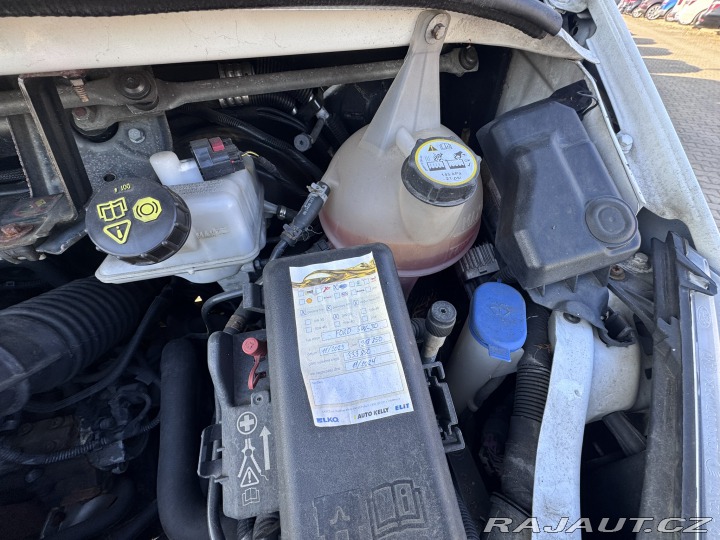 Ford Transit 350L 2,2 TDCI 92 KW L2H3 2013