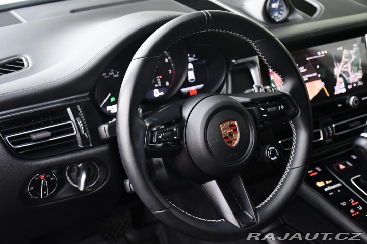 Porsche Macan T2.0 PDK CHRONO 2ALU ZÁRU 2023
