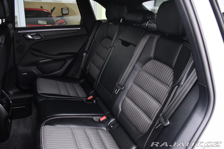 Porsche Macan T2.0 PDK CHRONO 2ALU ZÁRU 2023