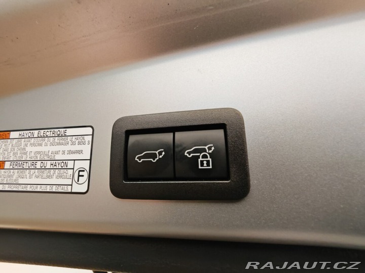 Toyota Corolla Cross 2.0 Hybrid e-CVT Style 2025