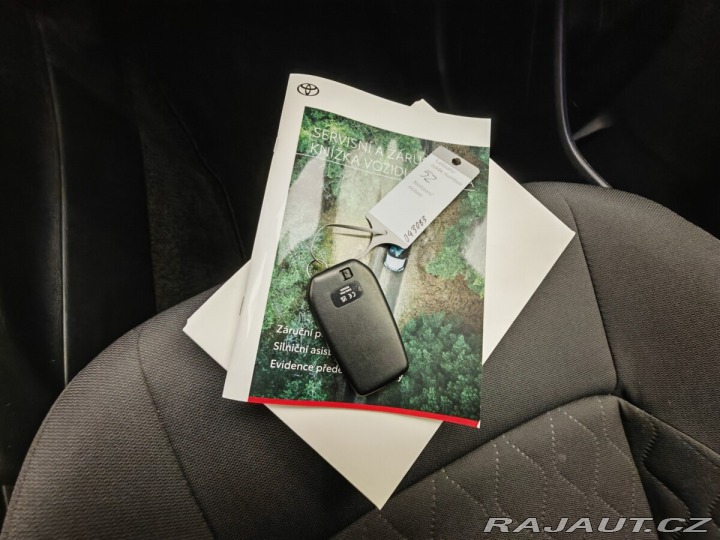 Toyota Corolla Cross 2.0 Hybrid e-CVT Style 2025