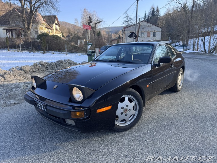 Porsche 944 2,5i 121 KW TARGA STK 1983