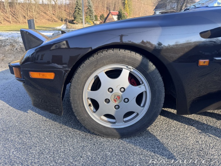 Porsche 944 2,5i 121 KW TARGA STK 1983
