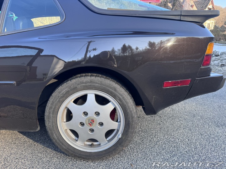 Porsche 944 2,5i 121 KW TARGA STK 1983