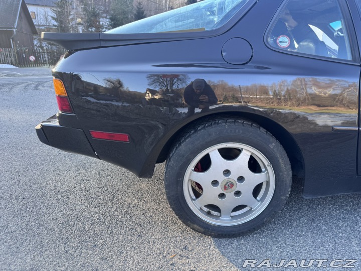 Porsche 944 2,5i 121 KW TARGA STK 1983