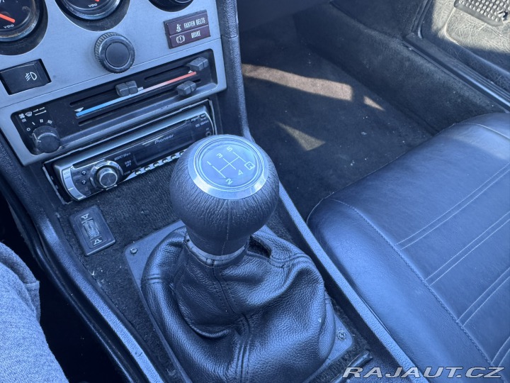 Porsche 944 2,5i 121 KW TARGA STK 1983