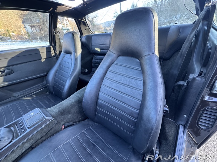 Porsche 944 2,5i 121 KW TARGA STK 1983