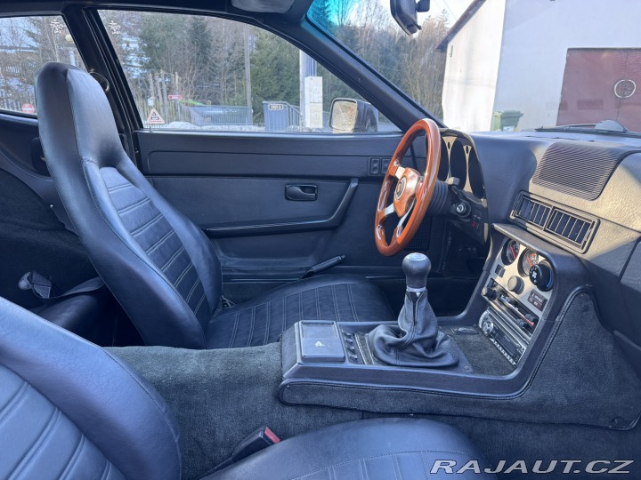 Porsche 944 2,5i 121 KW TARGA STK 1983