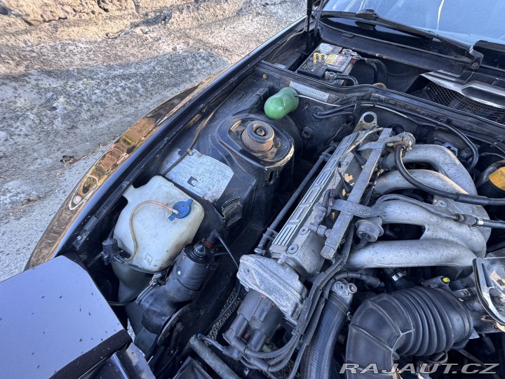 Porsche 944 2,5i 121 KW TARGA STK 1983