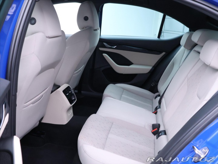 Škoda Octavia 2,0 TSI 140kW DSG 4x4 Sty 2021