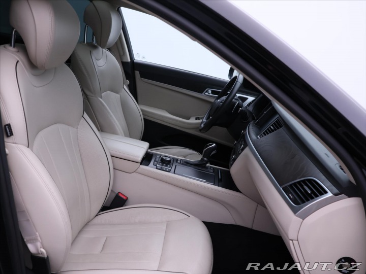 Hyundai Genesis 3,8 V6 232kW Exclusive 4x 2016