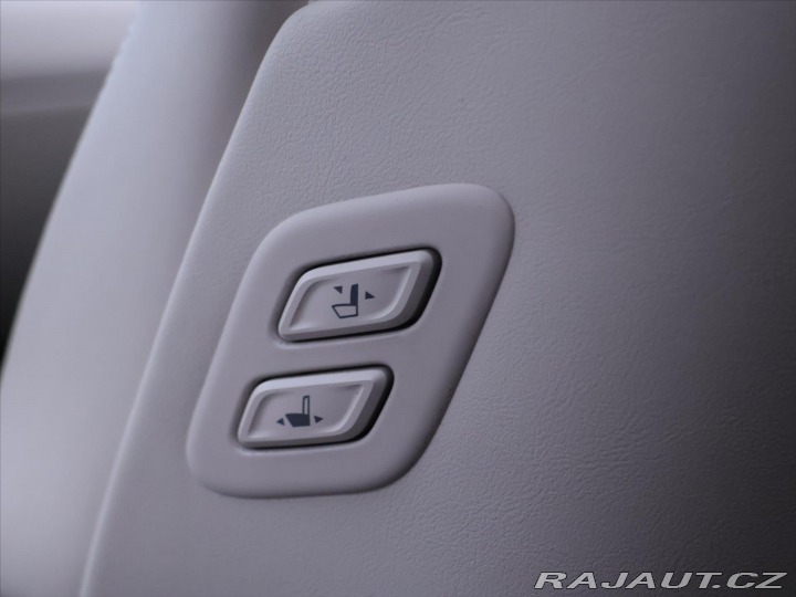 Hyundai Genesis 3,8 V6 232kW Exclusive 4x 2016