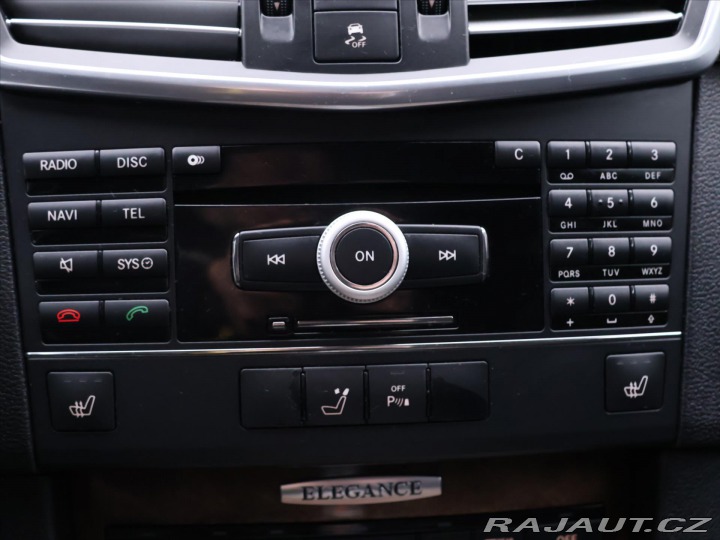 Mercedes-Benz E 3,5 350CGI 215kW CZ Elega 2010