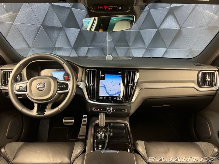 Volvo V60 T8 POLESTAR ENGINEERED AW 2021