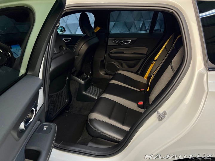 Volvo V60 T8 POLESTAR ENGINEERED AW 2021