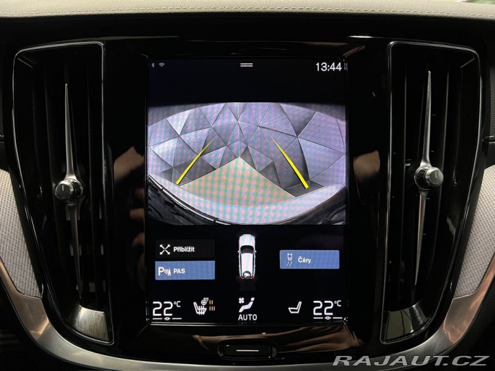 Volvo V60 T8 POLESTAR ENGINEERED AW 2021