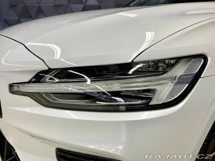 Volvo V60 T8 POLESTAR ENGINEERED AW 2021