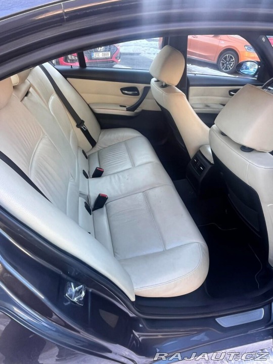 BMW 3 2,5 E90 325i 160kw 2005