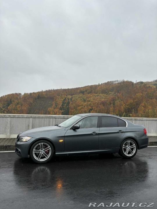 BMW 3 3,0 e90 330d 180kW 2010 2010