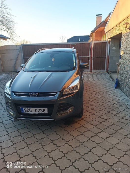 Ford Kuga 2,0   4×4, 132 kw Titaniu