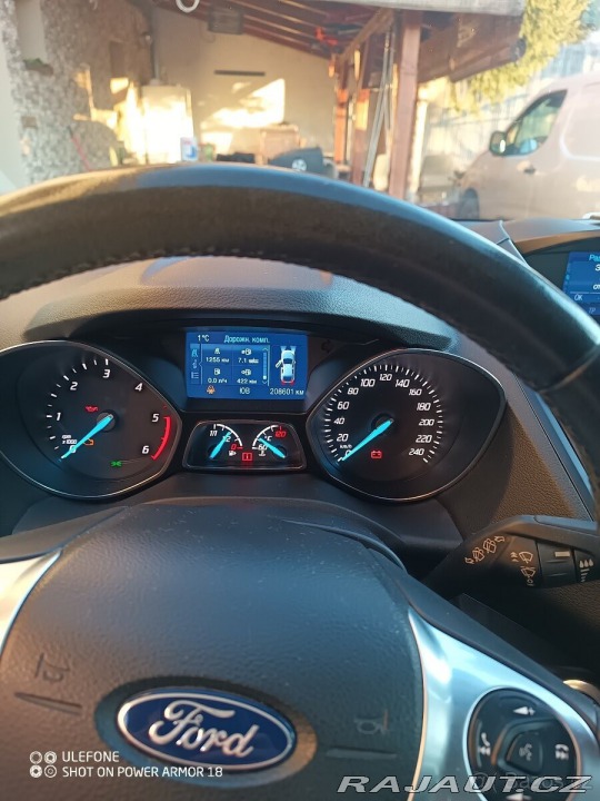 Ford Kuga 2,0   4×4, 132 kw Titaniu 2015