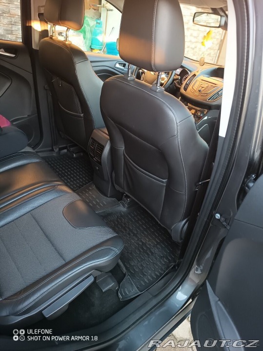 Ford Kuga 2,0   4×4, 132 kw Titaniu 2015