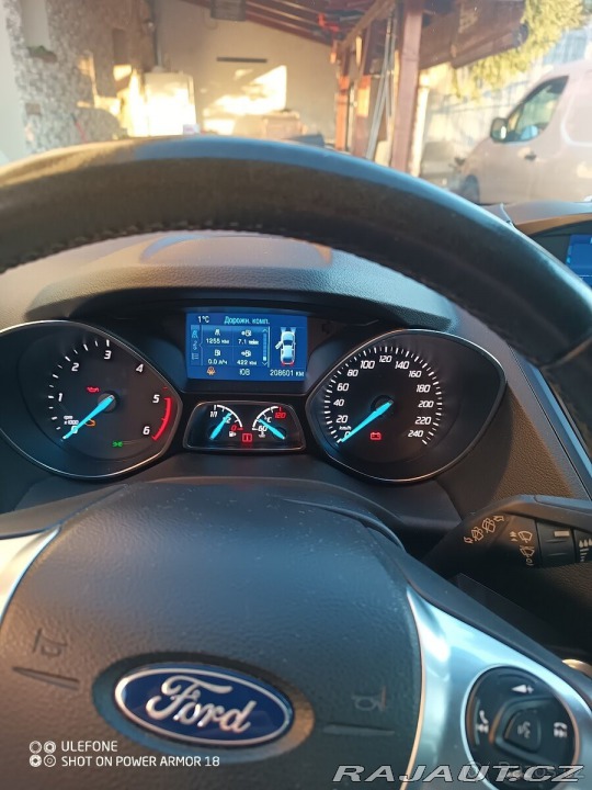 Ford Kuga 2,0   4×4, 132 kw Titaniu 2015