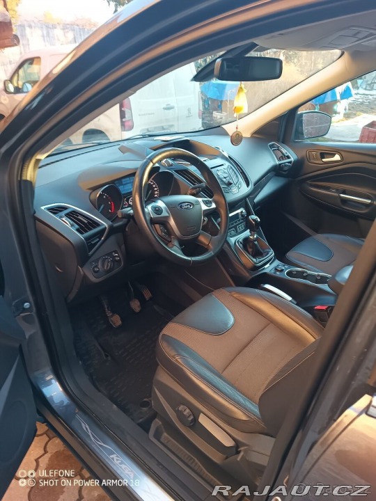 Ford Kuga 2,0   4×4, 132 kw Titaniu 2015